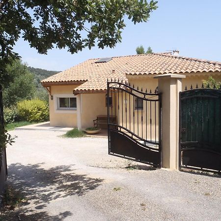 Les Chevrefeuilles Apartment Manosque Bagian luar foto
