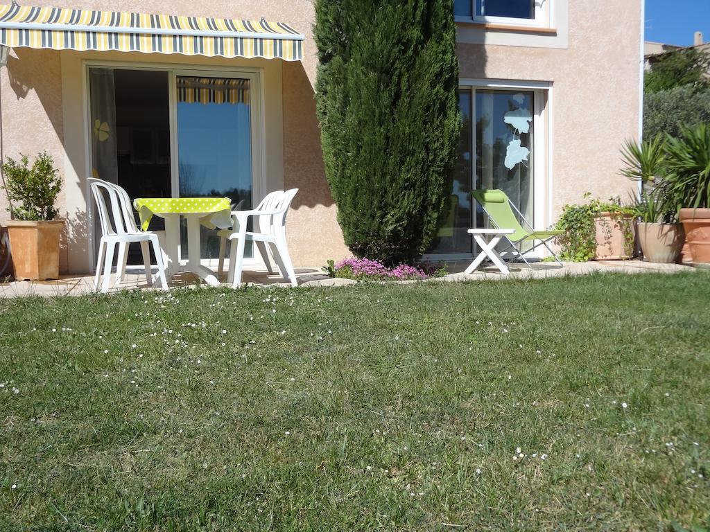 Les Chevrefeuilles Apartment Manosque Ruang foto